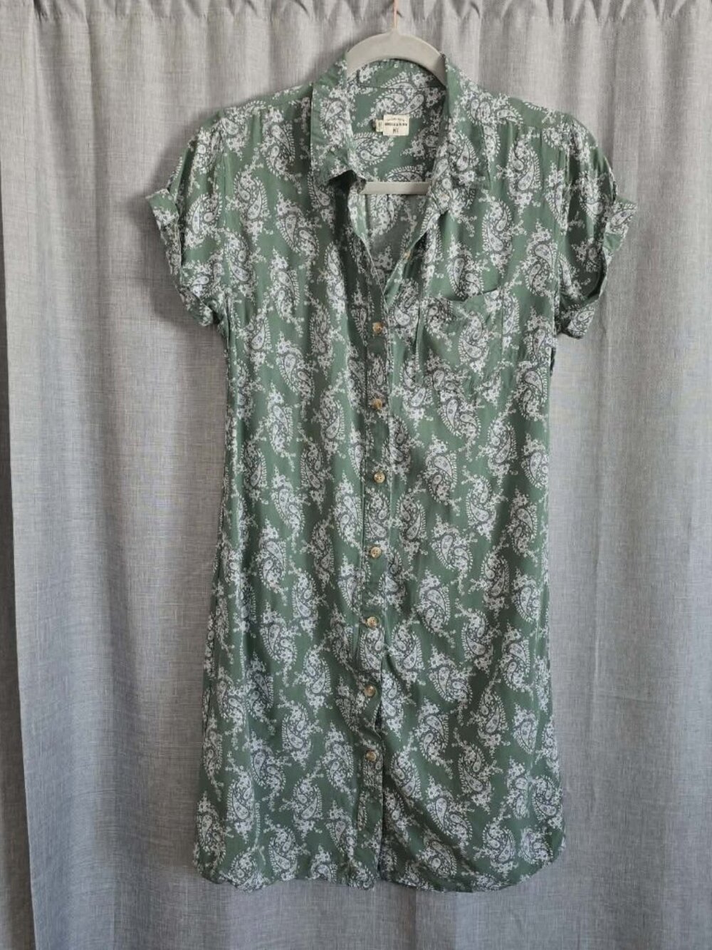 Bridge and Burn Shirt Dress Rayon Green Paisley Small Womens